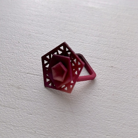 VARILY NWOT Cocktail Ring Perforated Vertigo, Size 7 - Picture 6 of 10